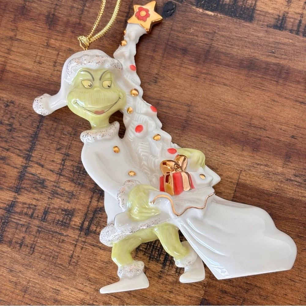 Lenox grinch away